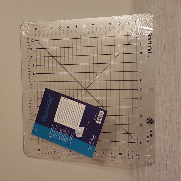 NWT June Tailor shrt cut cutting guide for crafts, quilting, squares, triangles - Picture 2 of 14